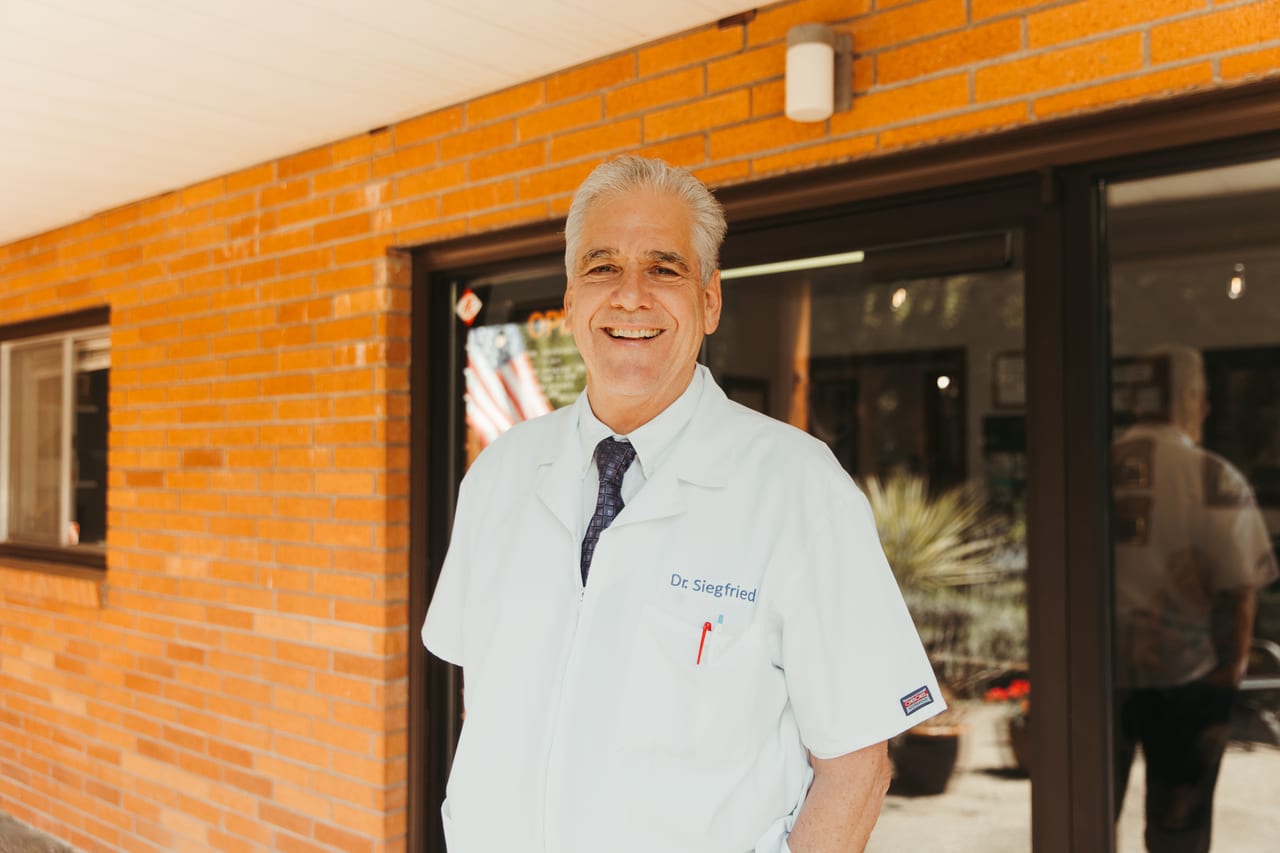 Dr. George Siegfried, chiropractic physician in McMinnville, Oregon